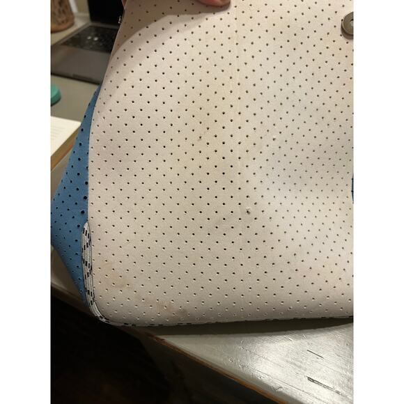 Blue and White Tote Casual Soft Light Weight - Picture 16 of 16